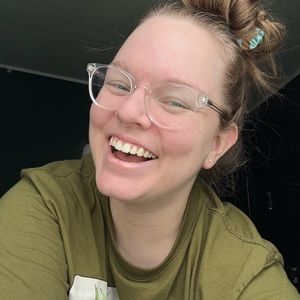 Meet your Posher, Jenny